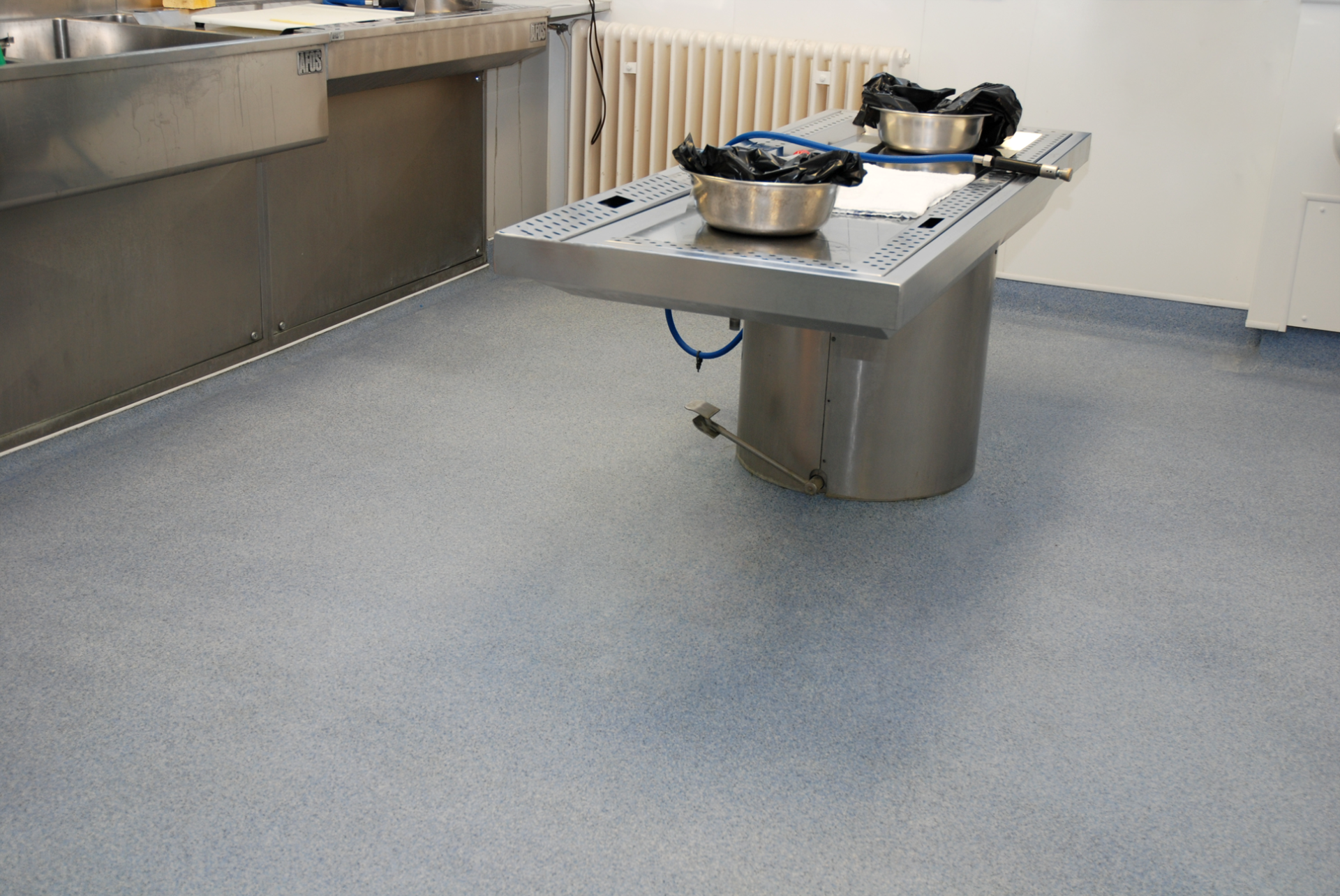 Sterile flooring - Luton and Dunstable Hospital