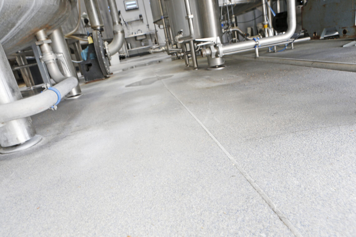 Picture of resin flooring to help answer 'What temperatures can resin floors withstand?'